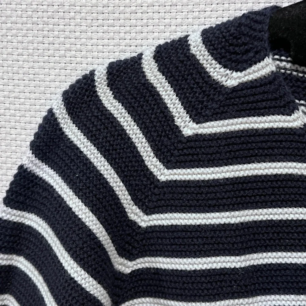 Uniqlo Striped V-Neck‎ Cotton 3D Knit  Sweater Navy Blue White Striped XL Preppy